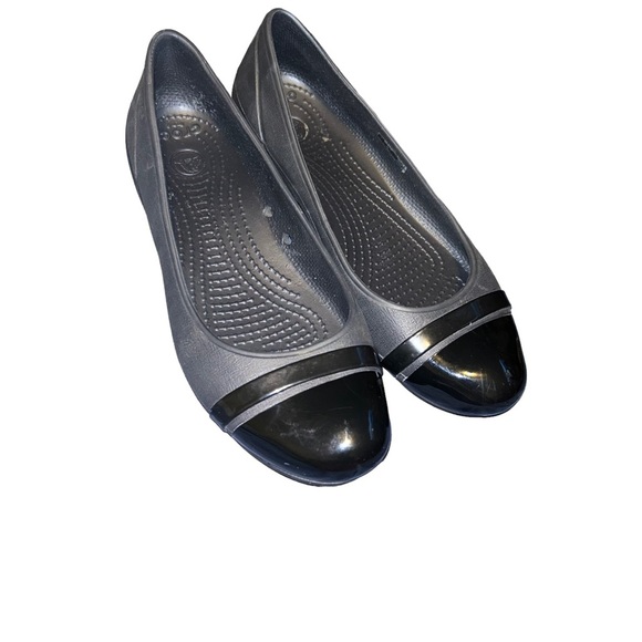 Crocs Cap Toe black  Ballet Flat Slip On Shoes Womens Size 6 - Picture 1 of 3